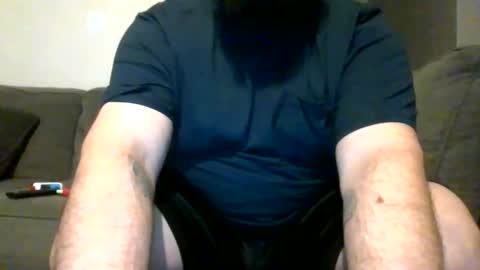 Snapshot of uncutbluecollarcock chatting on 02-08-26, 12:08 Uncut Rod online show from 02-08-26, 12:08