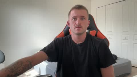 Snapshot of uncutcockassboi chatting on 02-11-26, 05:07 uncutcockassboi online show from 02-11-26, 05:07