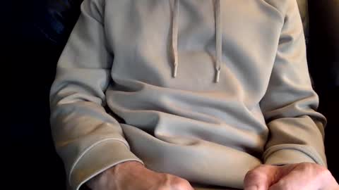 Snapshot of uncutone2345 chatting on 10-26-25, 09:21 uncutone2345 online show from 10-26-25, 09:21