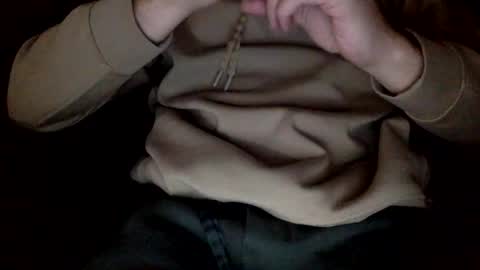 Snapshot of uncutone2345 chatting on 11-21-25, 02:21 uncutone2345 online show from 11-21-25, 02:21