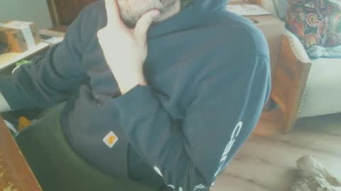 Snapshot of underwmr chatting on 12-11-24, 07:25 matt online show from 12-11-24, 07:25