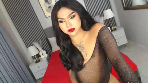 Snapshot of unforgettablebrianna chatting on 10-23-25, 12:04 BRIANNA online show from 10-23-25, 12:04