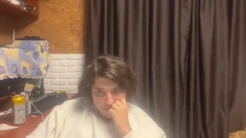 Snapshot of unholy_heat chatting on 10-18-25, 08:31 Anri online show from 10-18-25, 08:31