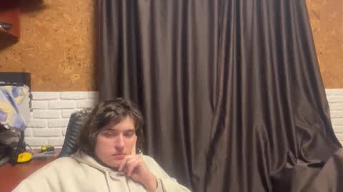 Snapshot of unholy_heat chatting on 01-07-26, 10:45 Anri online show from 01-07-26, 10:45