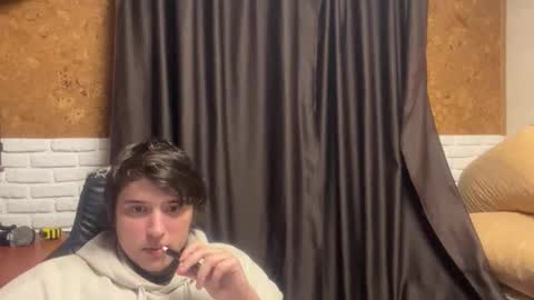 Snapshot of unholy_heat chatting on 03-16-26, 01:55 Anri online show from 03-16-26, 01:55