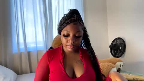 Snapshot of unholybaddie chatting on 11-06-25, 08:15 Unholybaddie online show from 11-06-25, 08:15