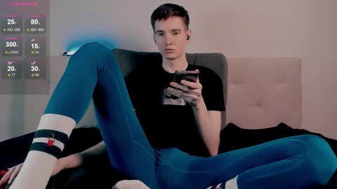 Kyle online show from 11-08-25, 03:45