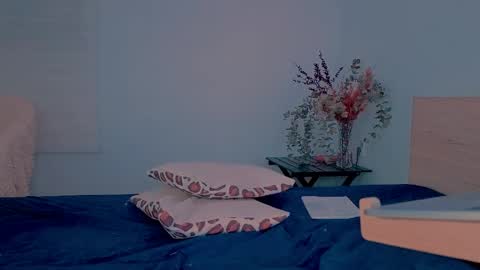 Alice online show from 04-15-26, 06:59