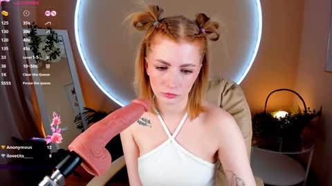 Snapshot of unicent chatting on 12-03-24, 05:23 Call me Mira thumbs up its make me happy online show from 12-03-24, 05:23