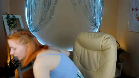 Snapshot of unicent chatting on 12-08-24, 08:36 Call me Mira thumbs up its make me happy online show from 12-08-24, 08:36