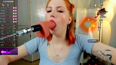 Snapshot of unicent chatting on 01-01-25, 11:29 Call me Mira thumbs up its make me happy online show from 01-01-25, 11:29