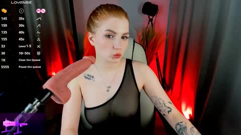 Snapshot of unicent chatting on 02-20-25, 10:05 Call me Mira thumbs up its make me happy online show from 02-20-25, 10:05