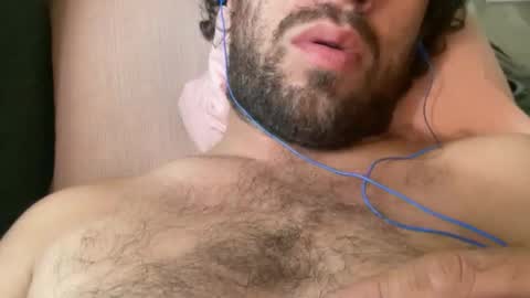 Snapshot of universalstudihoes chatting on 11-05-25, 10:32 universalstudihoes online show from 11-05-25, 10:32