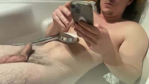 Snapshot of unmecdelyon9 chatting on 12-01-24, 04:51 unmecdelyon9 online show from 12-01-24, 04:51