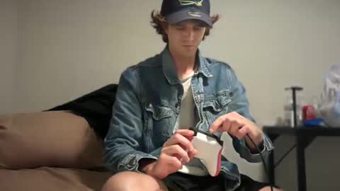 Stepbro online show from 09-17-25, 07:32