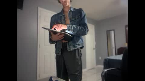 Stepbro online show from 12-05-25, 04:43