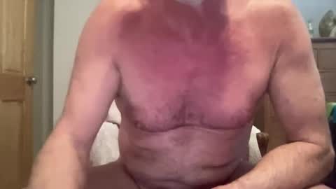 Snapshot of upton64 chatting on 02-05-25, 09:36 Oak Cock online show from 02-05-25, 09:36