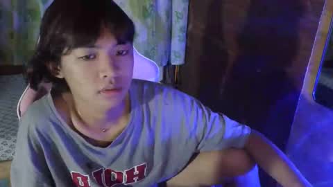 Snapshot of ur__baby chatting on 05-26-26, 06:48 ur baby online show from 05-26-26, 06:48