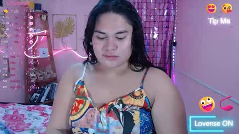Snapshot of ur_baby_rebbecca chatting on 01-08-25, 01:20 SINGLE online show from 01-08-25, 01:20