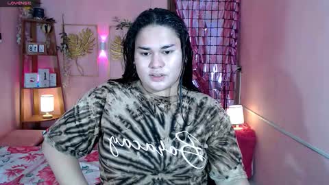 Snapshot of ur_baby_rebbecca chatting on 10-20-25, 01:00 SINGLE online show from 10-20-25, 01:00