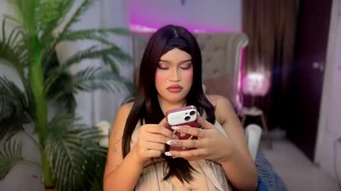 Snapshot of ur_bombshellpatty chatting on 04-28-26, 05:40 ur_bombshellpatty online show from 04-28-26, 05:40
