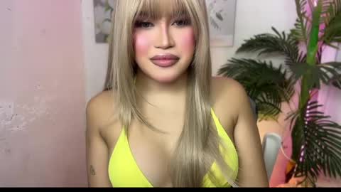 Snapshot of ur_bombshellpatty chatting on 05-01-26, 05:17 ur_bombshellpatty online show from 05-01-26, 05:17