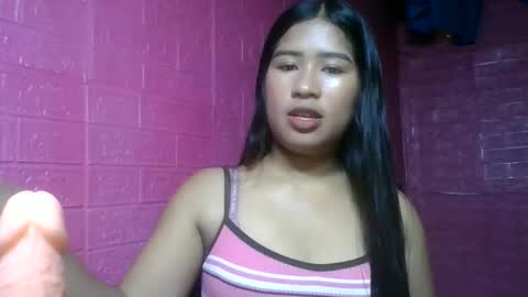 Snapshot of ur_cathyxx chatting on 12-18-25, 03:01 ur cathyxx online show from 12-18-25, 03:01