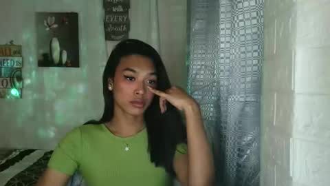 Snapshot of ur_dazzlingmorenaxx chatting on 01-08-26, 03:20 ur_dazzlingmorenaxx online show from 01-08-26, 03:20