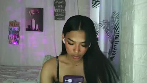 Snapshot of ur_dazzlingmorenaxx chatting on 02-11-26, 02:49 ur_dazzlingmorenaxx online show from 02-11-26, 02:49