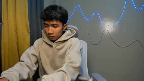 Snapshot of ur_hottestjonny chatting on 05-11-26, 10:54 jonny online show from 05-11-26, 10:54