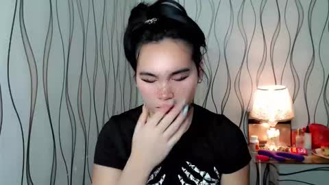 QUEENSY online show from 11-11-25, 11:27