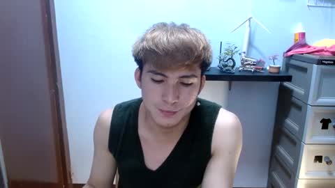 Snapshot of ur_jayqutee chatting on 03-06-25, 02:40 Ur jayqutee online show from 03-06-25, 02:40