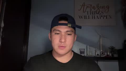 Snapshot of ur_jayqutee chatting on 01-06-26, 08:23 Ur jayqutee online show from 01-06-26, 08:23