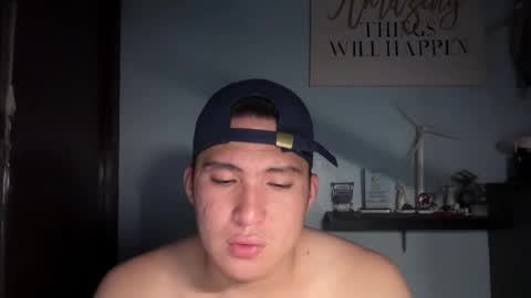 Snapshot of ur_jayqutee chatting on 01-12-26, 02:06 Ur jayqutee online show from 01-12-26, 02:06