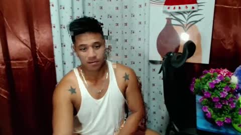 Snapshot of ur_pinoydave chatting on 12-12-24, 01:49 Dave online show from 12-12-24, 01:49