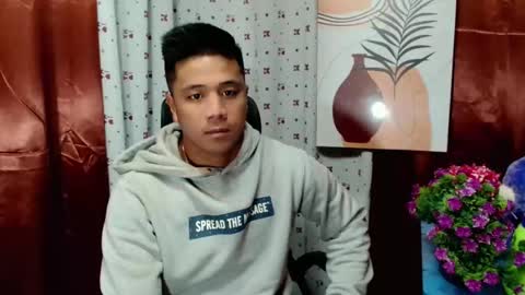 Snapshot of ur_pinoydave chatting on 12-15-24, 08:19 Dave online show from 12-15-24, 08:19