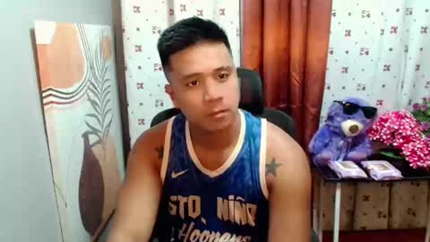 Snapshot of ur_pinoydave chatting on 01-31-25, 08:01 Dave online show from 01-31-25, 08:01