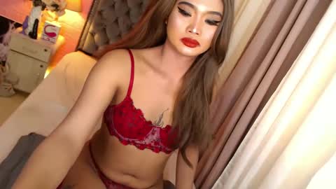 Snapshot of ur_sassygirl chatting on 01-14-25, 01:36 Kath online show from 01-14-25, 01:36