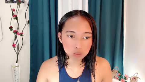 Snapshot of ur_sexyllie chatting on 01-13-26, 09:58 Ellie online show from 01-13-26, 09:58