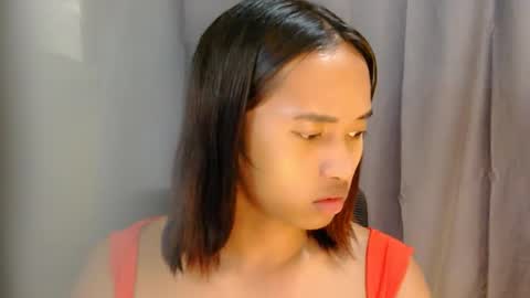 Ellie online show from 04-25-26, 03:20