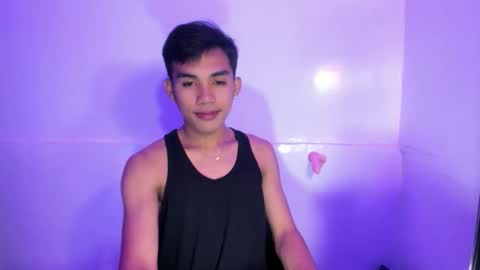 Snapshot of ur_shan21 chatting on 05-11-26, 05:10 ur_shan21 online show from 05-11-26, 05:10