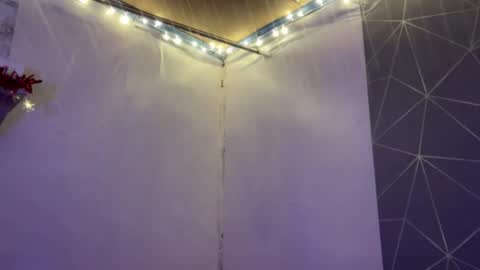 Snapshot of ur_sweet_atarah18 chatting on 11-29-25, 02:03 Atarah online show from 11-29-25, 02:03