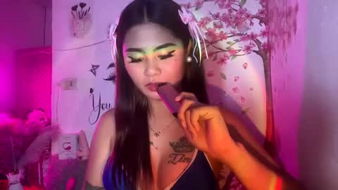 Snapshot of ur_ultimatedreamgirlxoxo chatting on 04-24-26, 06:54 HelloIm Girly online show from 04-24-26, 06:54
