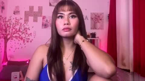 Snapshot of ur_ultimatedreamgirlxoxo chatting on 04-29-26, 12:16 HelloIm Girly online show from 04-29-26, 12:16