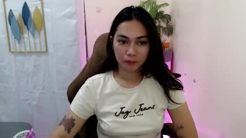 Snapshot of urasian_erica chatting on 05-31-26, 06:53 urasian_erica online show from 05-31-26, 06:53