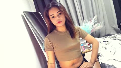 Snapshot of urasian_france69 chatting on 09-21-25, 02:35 FRANCINE cum with me in pvt or pwrd online show from 09-21-25, 02:35