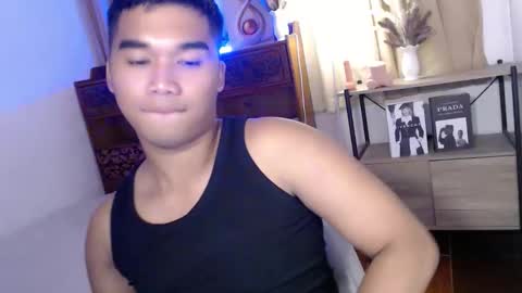 Snapshot of urasian_jpxx chatting on 06-07-26, 12:20 JAMES online show from 06-07-26, 12:20