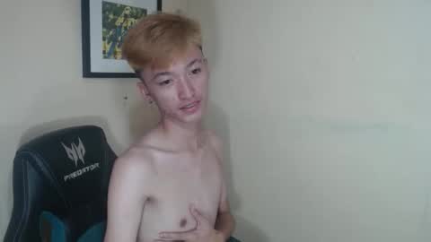 urasian_ladyboyxxx online show from 04-23-26, 07:09