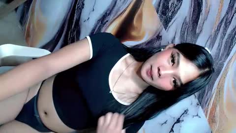 Snapshot of urasian_latinaxxx chatting on 06-06-26, 05:39 urasian_latinaxxx online show from 06-06-26, 05:39