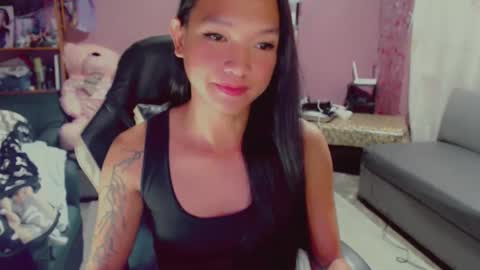 Snapshot of urasian_newra chatting on 02-13-25, 07:13 NEWRA ALLISON online show from 02-13-25, 07:13